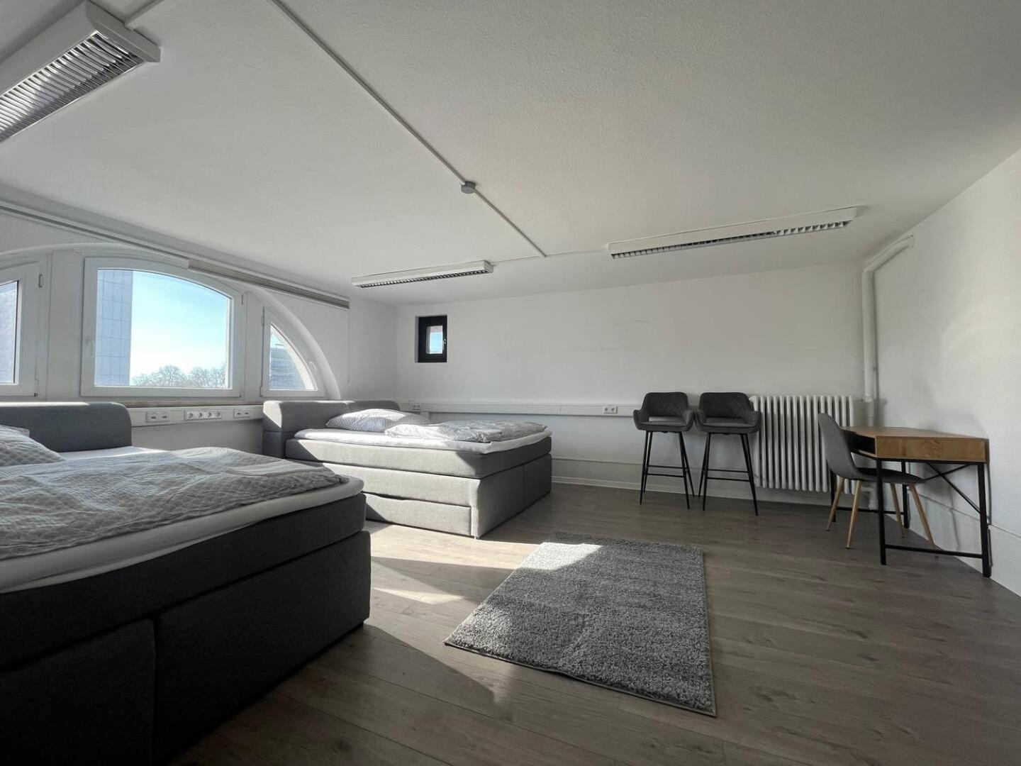 Simplex Apartments Am Ettlinger Tor Spacious Karlsruhe Buitenkant foto